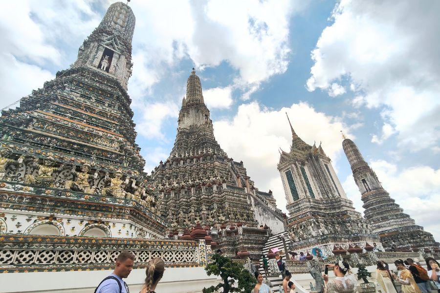 SmartEnPlus Blog: Koh Mak to Bangkok: Booking Tips for Seamless Transfers and Discounts