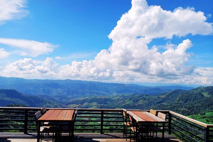 SmartEnPlus Blog: Chiang Mai to Chiang Rai Private Tours: What to Expect and How to Book
