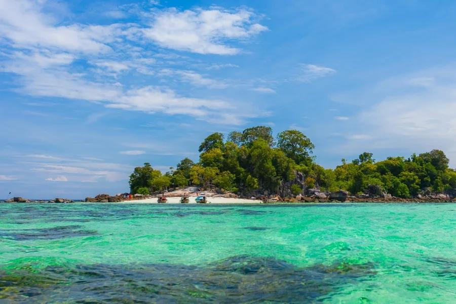 Koh Lipe: Longtail Boat Snorkeling Program B photo 2