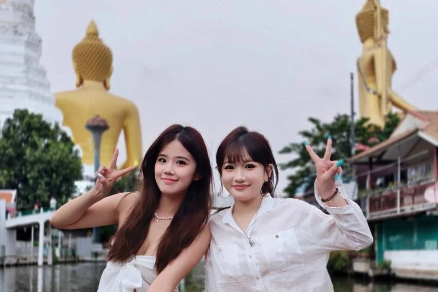 Private Big Buddha-Klong Bang Luang Long tail Boat Tour 30 Minutes For 2 Pax