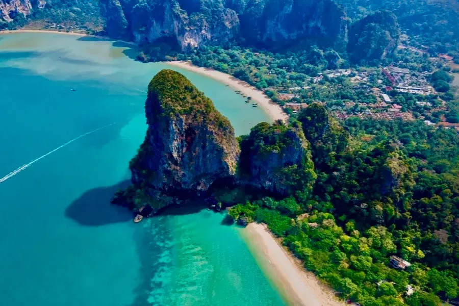 Tips for Booking a Phuket to Krabi Minivan Transfer: What You Need to Know