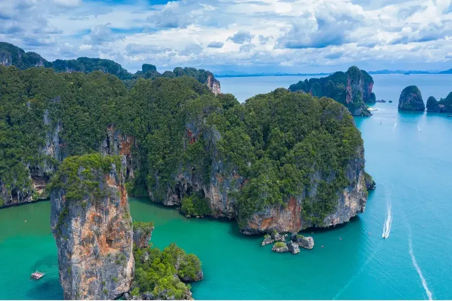 SmartEnPlus Blog: Discovering Krabi Town: Your Gateway to Southern Thai Adventures