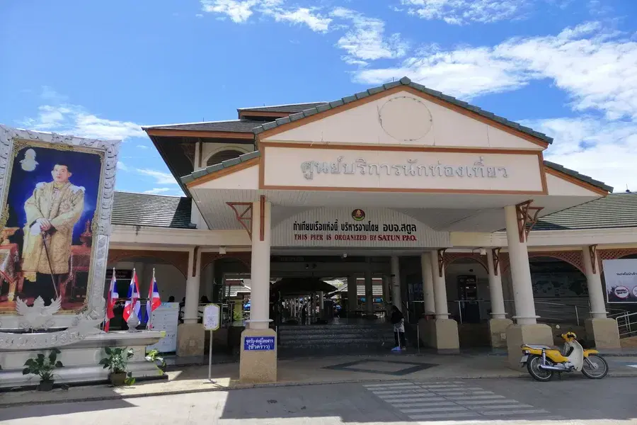 SmartEnPlus Blog: Transportation Guide : Hat yai to Pak Bara Pier by Smart En Plus