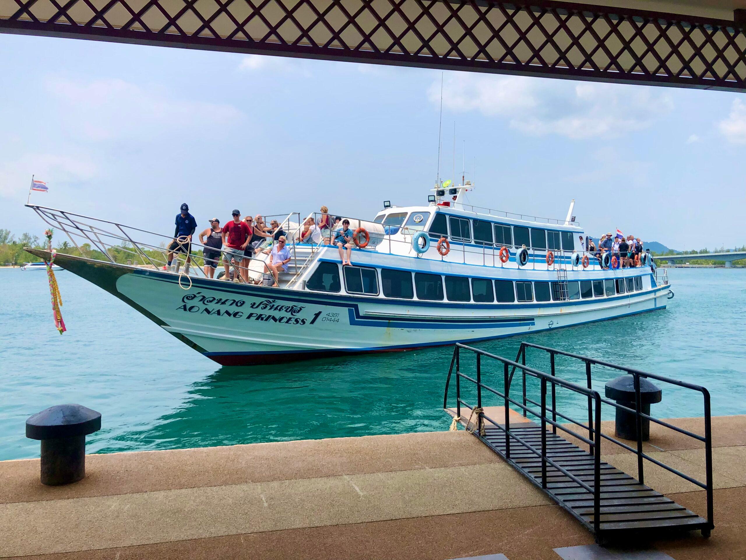 SmartEnPlus Blog: Can You Travel from Krabi to Koh Lanta at Night?