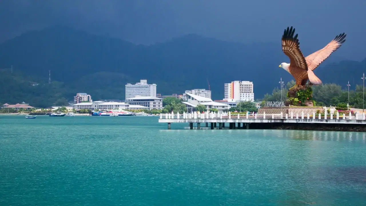 How to Travel from Langkawi to Koh Lipe (With a Tip for Currency Exchange)