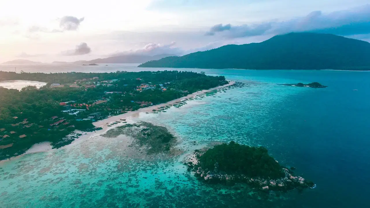Your Ultimate Guide from Langkawi to Koh Lipe
