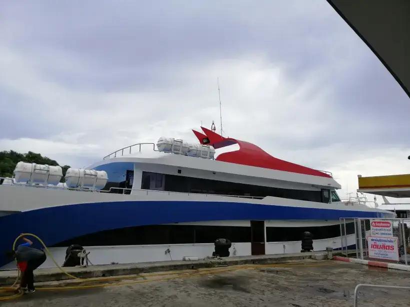 Krabi to Phuket Transfer Scams: How to Avoid Common Pitfalls