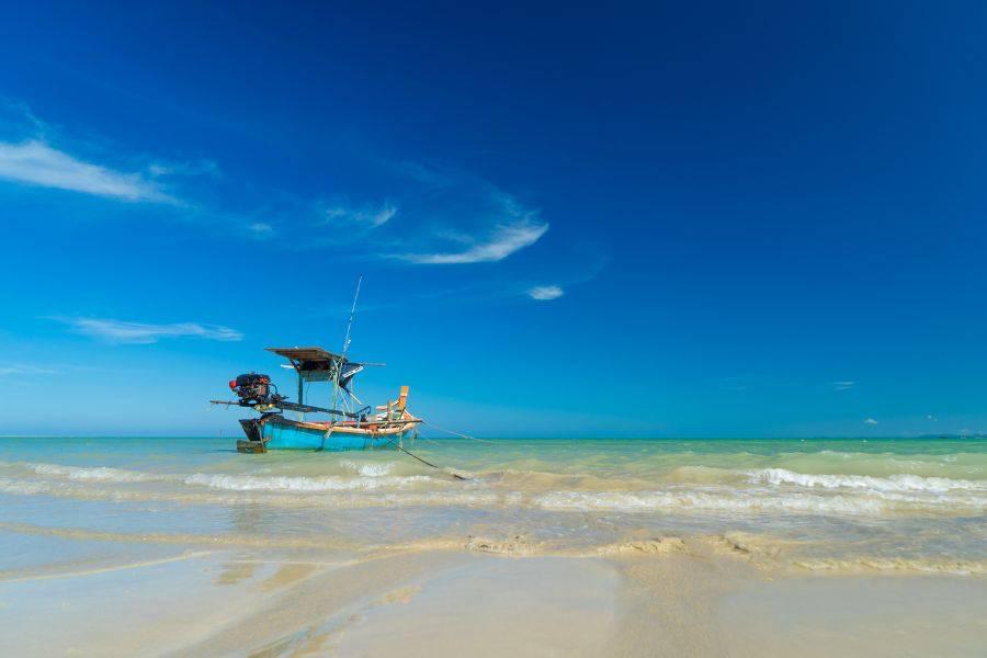 Top Tips for Booking Lipe to Khao Lak Transfers During High Season