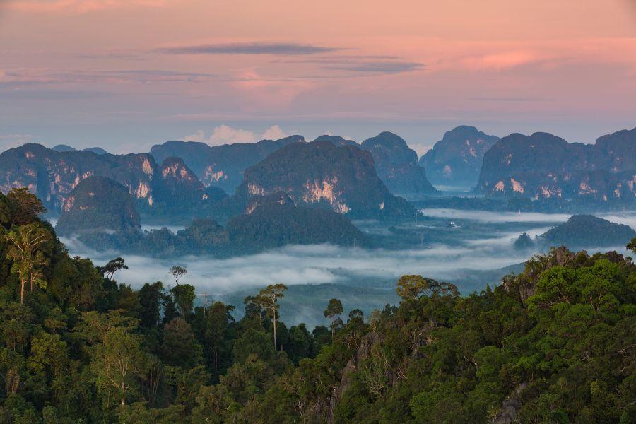 Exploring the Beauty of Thailand: My Journey from Koh Lipe to Krabi Town with Kanap Naam