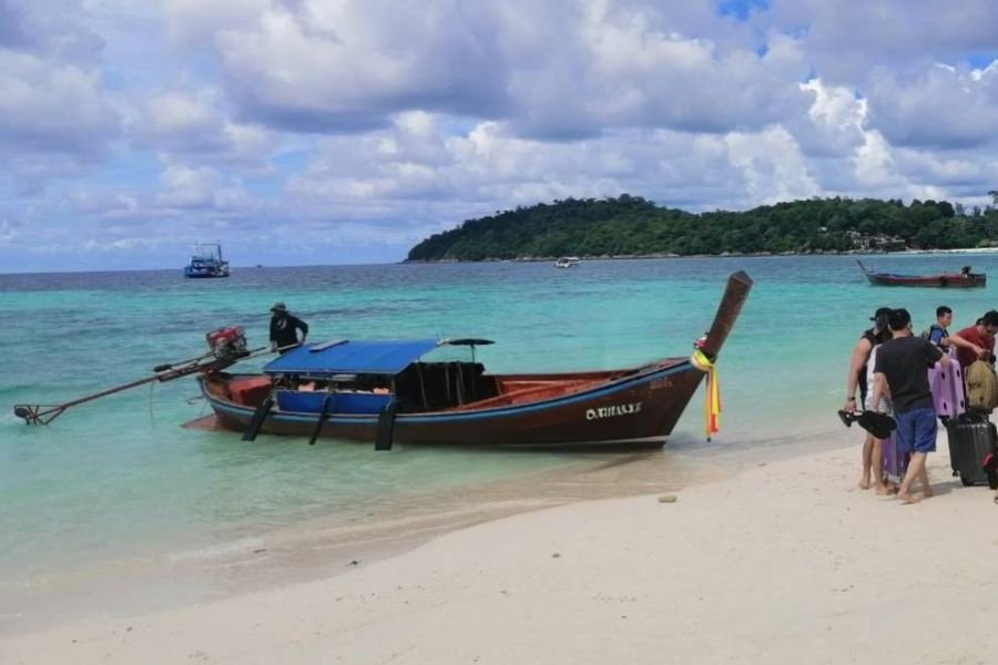 Koh Lipe : Longtail Fishing Trip for 2 pax