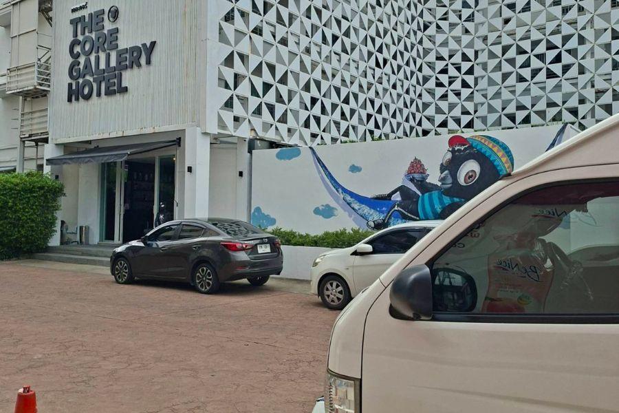 Private Car vs. Bus: Which is the Best Way to Travel from Phitsanulok to Chiang Mai?