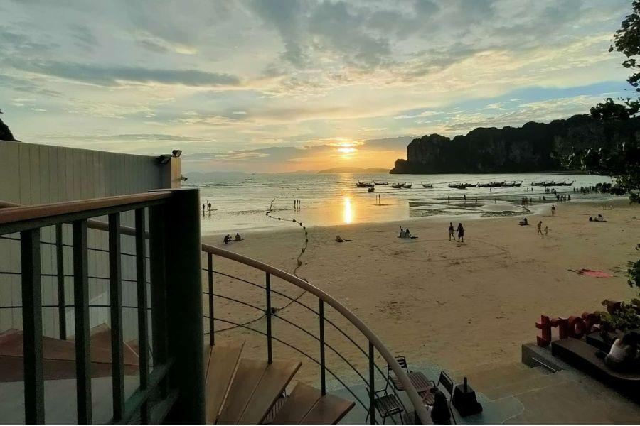 Comparing Travel Times: Khao Sok to Ao Nang by Car, Bus, and Boat