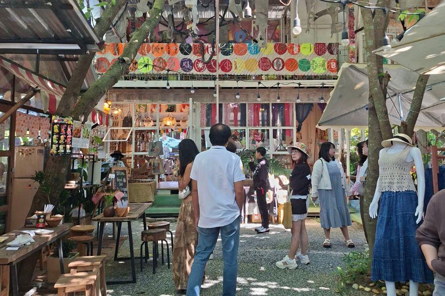 SmartEnPlus Blog: Common Mistakes Travelers Make When Visiting Pai