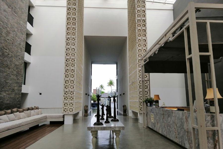 SmartEnPlus Blog: How to Get from Lumpini Park to Koh Chang Hotel: Boonsiri Bus & Hotel Transfer Guide