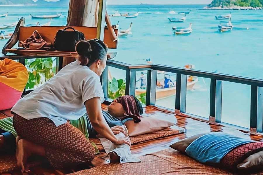 Traditional Thai massage 1 hour Salisa resort Koh Lipe