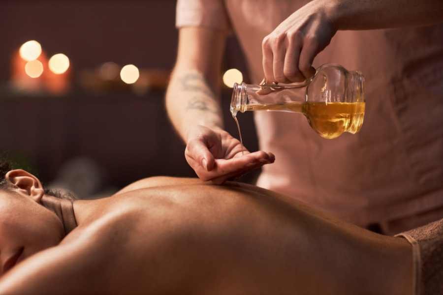 Thai Oil massage 1 hour Salisa resort Koh Lipe