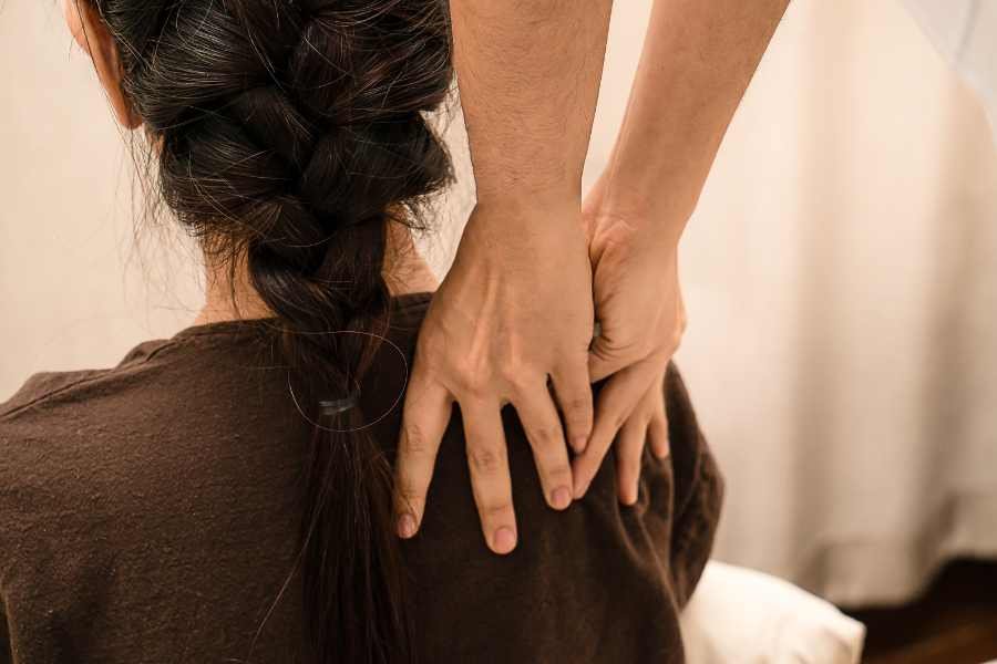 Back Neck Head and Shoulder Massage 1 hour Salisa resort Koh Lipe